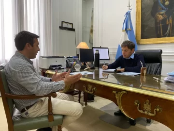Natatorio de Quequén, Casino y hospital: ejes del encuentro entre Rojas y Kicillof