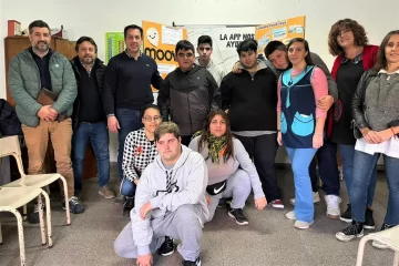 Alumnos de la Escuela 503 presentaron proyecto “Los Guías Turísticos” al Intendente