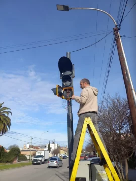 Nuevo semáforo en 42 y 71