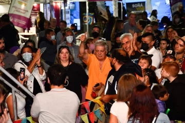 Merecido reconocimiento a Juan Gamba y Enrique Parisey