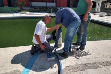 Limpian y vacían la pileta del Casino para evitar casos de dengue