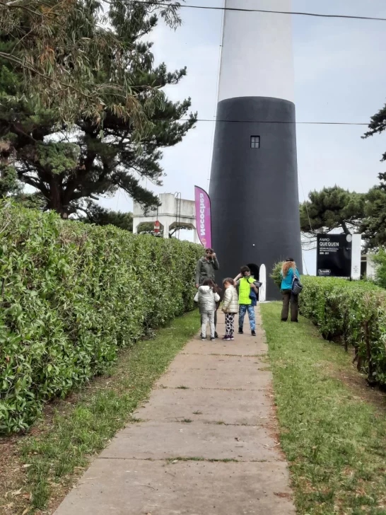 El Faro de Quequén cumple 100 años y numeroso público participó de visitas guiadas