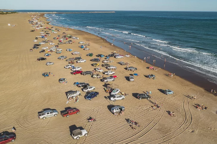 Piden que los rodados respeten los sectores de ingresos y egresos a la playa