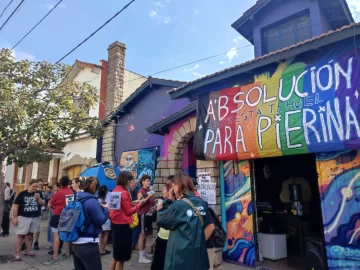 No hubo acuerdo y continuará el juicio por pintadas en el Anfiteatro