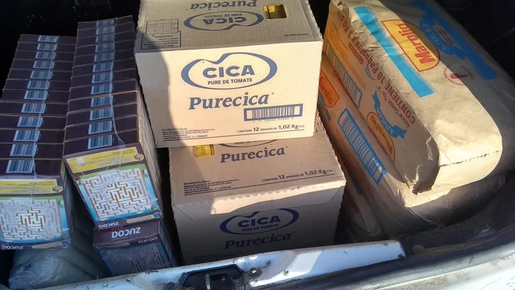 Vecinos solidarios: “Me sobró del IFE y quise ayudar”