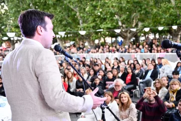 Rojas: “No tengo dudas que la educación es el camino para el progreso”
