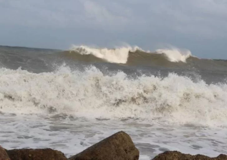 Rige una alerta por vientos fuertes