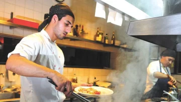 El próximo fin de semana largo habrá paro de los gastronómicos y hoteleros