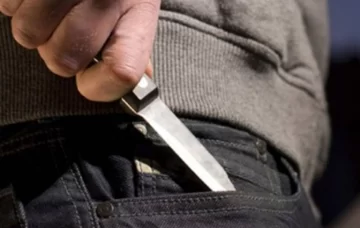 Está detenido el sujeto que apuñaló a otro en un hotel