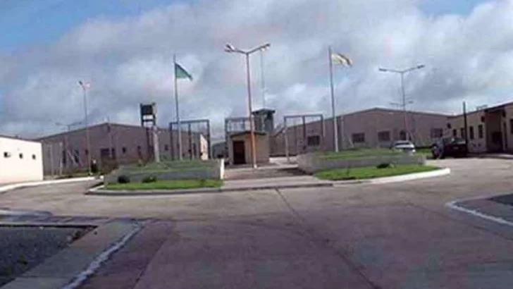 Buscan a un sujeto que se fugó del penal de Barker