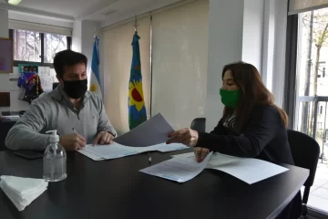 Rojas firmó un convenio con provincia para atender gastos a personas en situación de violencia