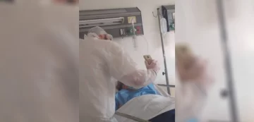 Estaba a punto de morir de coronavirus y pudo despedirse de sus 5 hijos gracias al conmovedor gesto de un médico