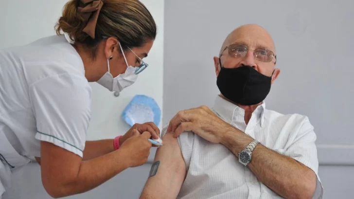 Se adelanta la campaña de vacunación antigripal