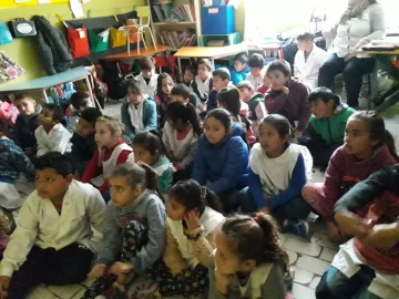 Higiene alimentaria: charla en una escuela de Costa Bonita