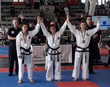 Katherine Pirello medalla de plata en el Nacional de Taekwon-Do