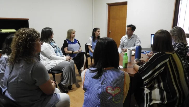 Se desarrolló una reunión entre el intendente y directoras de jardines municipales