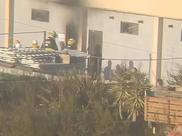 Se incendió el depósito del balneario Egeón