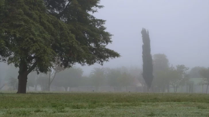 Feriado con frío extremo y lluvias aisladas