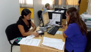 Capacitarán a alumnos secundarios para rendir examen de conducir