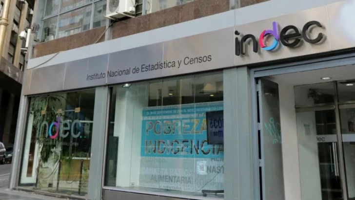 La canasta básica aumentó un 2,6 % en abril, según el Indec