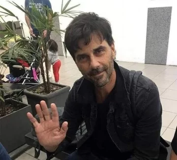 Juan Darthés no vuelve a la Argentina