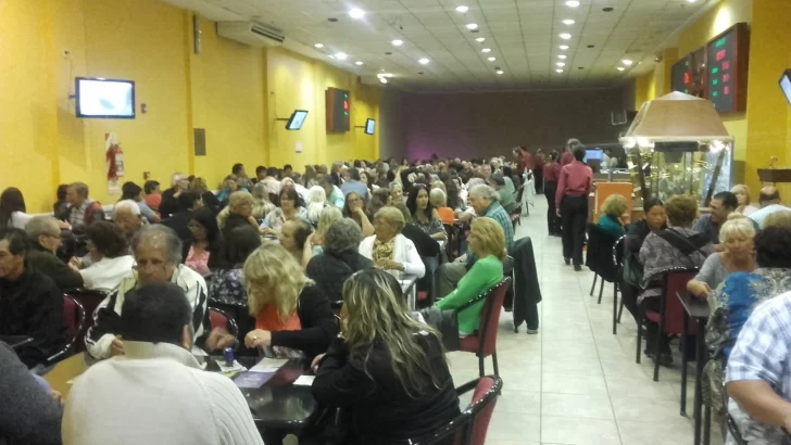 ¡Gana un premio estimado de $45.000! en Bingo Golden Palace