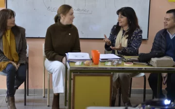 Vidal se mostró enfocada en la gestión y visitó una escuela de Castelar