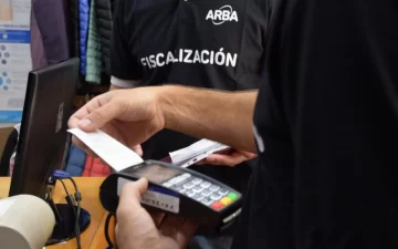 40 mil comercios bonaerenses instalaron dispositivos de pago electrónico