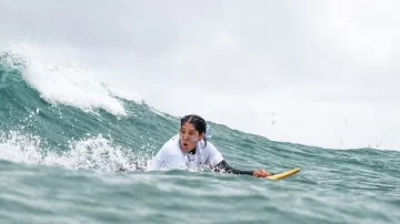 Clínica de Surf Adaptado con Georgina Melatini en Puerto Quequén
