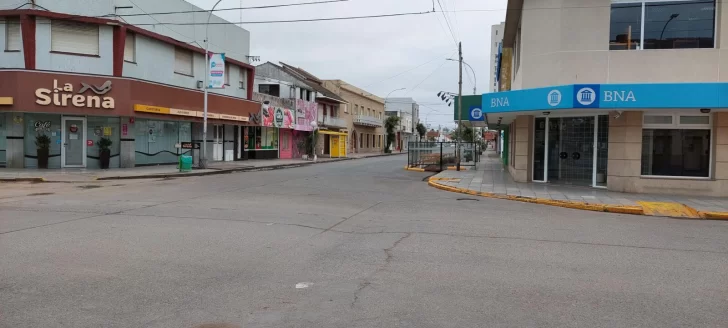 Todos adentro esperando al censista