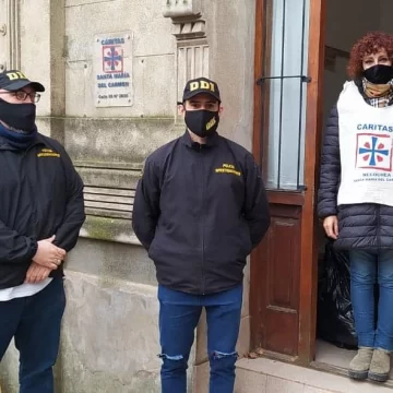 Donan a  Cáritas ropa secuestrada en allanamientos