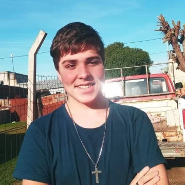 Caminata solidaria por un joven que necesita ser operado de la vista en EE.UU