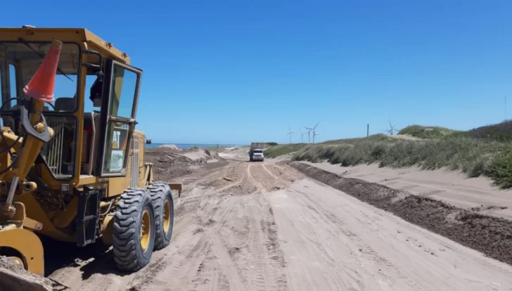 Realizan mejoras para la transitabilidad en la zona de el Kabryl y Karamawi