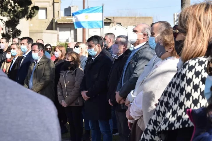 Jorge Alvaro en el 167º Aniversario de Quequén