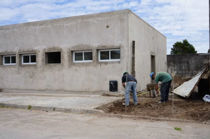 Etapa final en la construcción de dos centros de salud