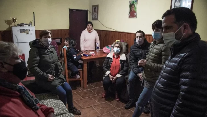 Candidatos de Nueva Necochea dialogaron con vecinos