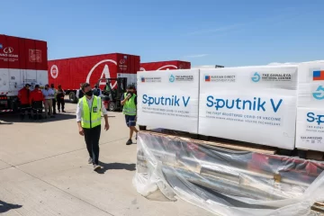 Llegan hoy 400 mil dosis del componente 2 de Sputnik V y 204.000 de Astrazeneca