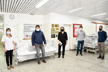 Llegaron las camas para Terapia Intermedia. Fueron donadas por la Cooperadora