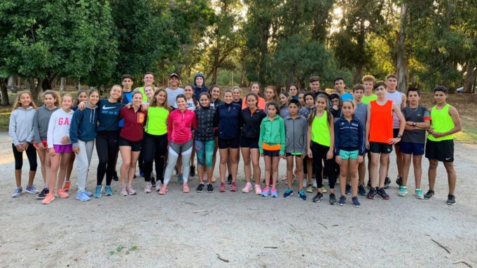 La Escuela de atletismo despide el año y trabaja para la temporada entrante