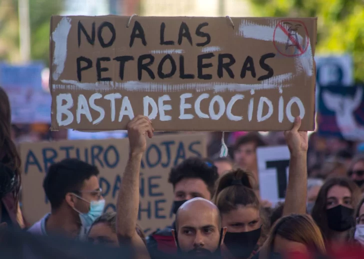 Segunda marcha contra la explotación petrolera