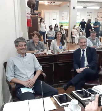 Radicales preguntan y piden información para saber porque disminuyó el CUD