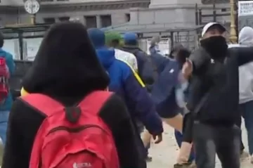 Disturbios en las afueras del Congreso Nacional