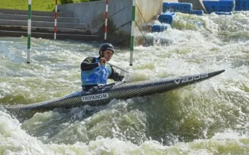 Necochenses finalistas en el Abierto de Canotaje Slalom en Italia