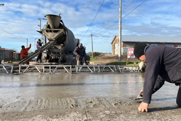 Informaron sobre los avances de la pavimentación de la Avenida 43