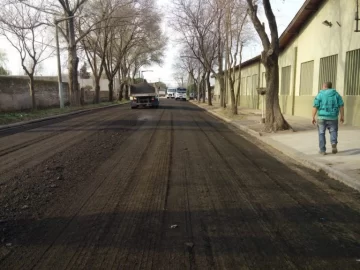 Realizan mejoras en espacios públicos de Necochea y Quequén