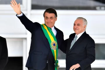 Asumió Jair Bolsonaro en Brasil, Macri saludó a su par brasileño por Twitter.
