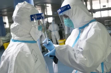 Pagarán 4.600 dólares a voluntarios para que se infecten el coronavirus para desarrollar una vacuna
