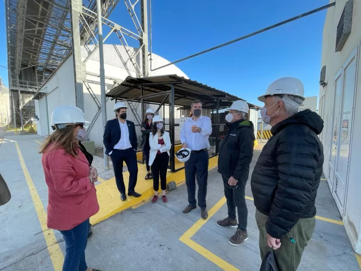 Jorge Alvaro y Juan Cruz Lucero recorrieron Puerto Quequén