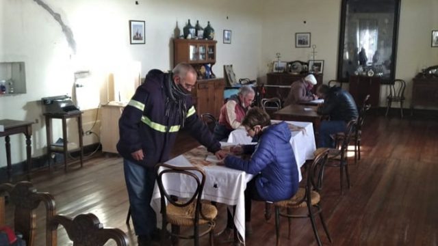 Juan N. Fernández: toman los exámenes de licencia de conducir