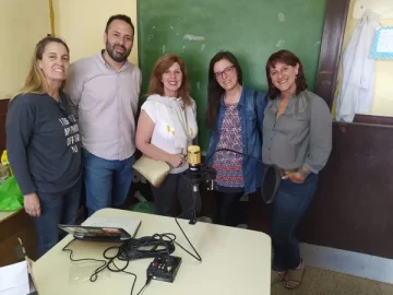 Equipamiento para montar una radio en  la escuela 48